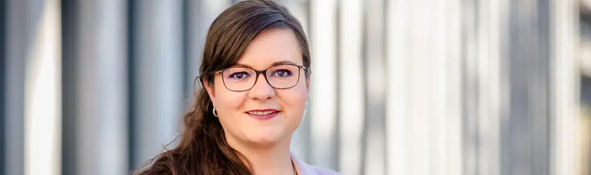 Ansprechpartnerin für Personal, Bewerbung und Ausbildung, Bianca Künkel 
