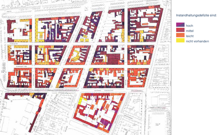 handkolorierten Pläne von 1992, die den Erneuerungsbedarf und die Bestandsmängel zeigen