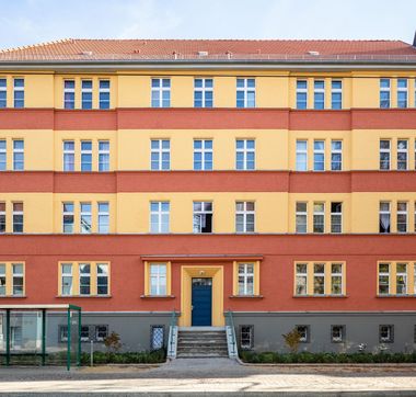 Ein sanierter Altbau der ProPotsdam in der Kastanienallee in Potsdam West