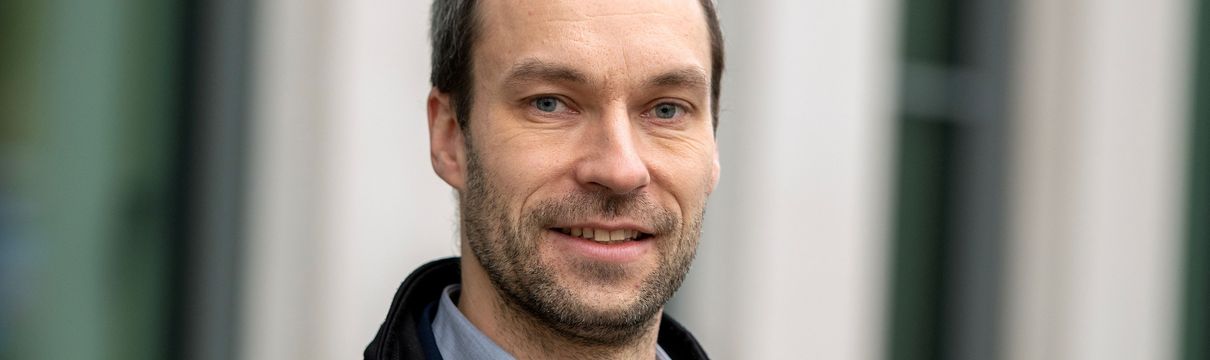Portrait Gregor Heilmann, Foto: Stefan Gloede Portraitbild von Gregor Heilmann, Geschäftsführer der GEWOBA