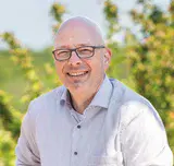 Mario Kade auf der Terrasse von Kades Restaurant "Am Pfingstberg".