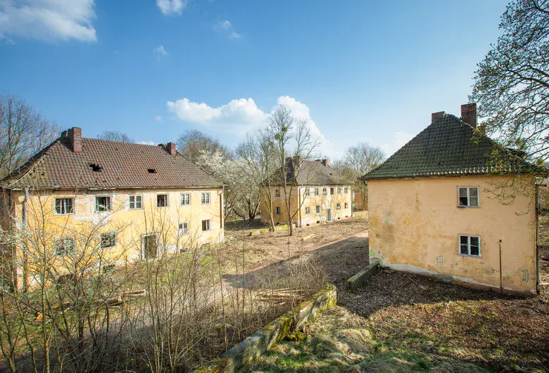 ehemalige 4-Familienhäuser im Bergviertel