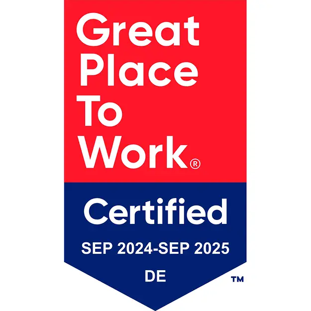 Great Place To Work Zertifizierung mit rotem und blauem Logo sowie der Aufschrift "Certified Sep 2024 bis Sep 2025, Deutschland"