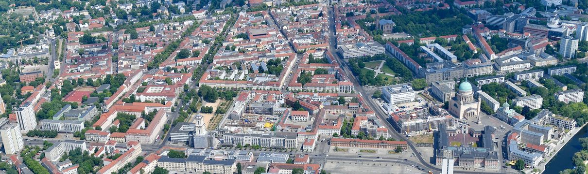 Luftaufnahme über städtisches Gebiet