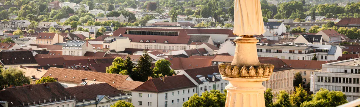 Blick von der Nikolaikirche auf die Innenstadt