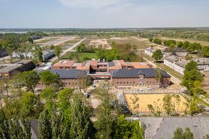 Das ehemalige Kasernengelände in Krampnitz aus der Luft gesehen